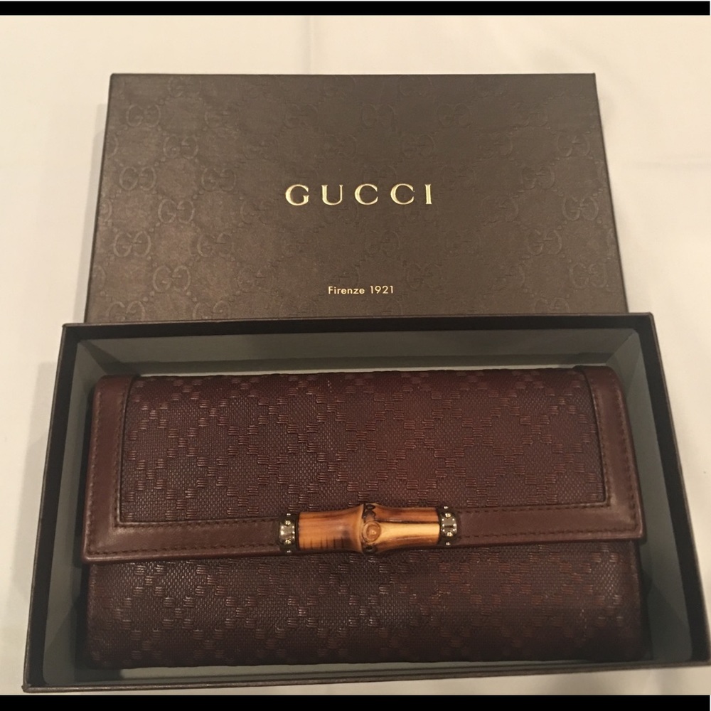 100%authentic Gucci bamboo wallet